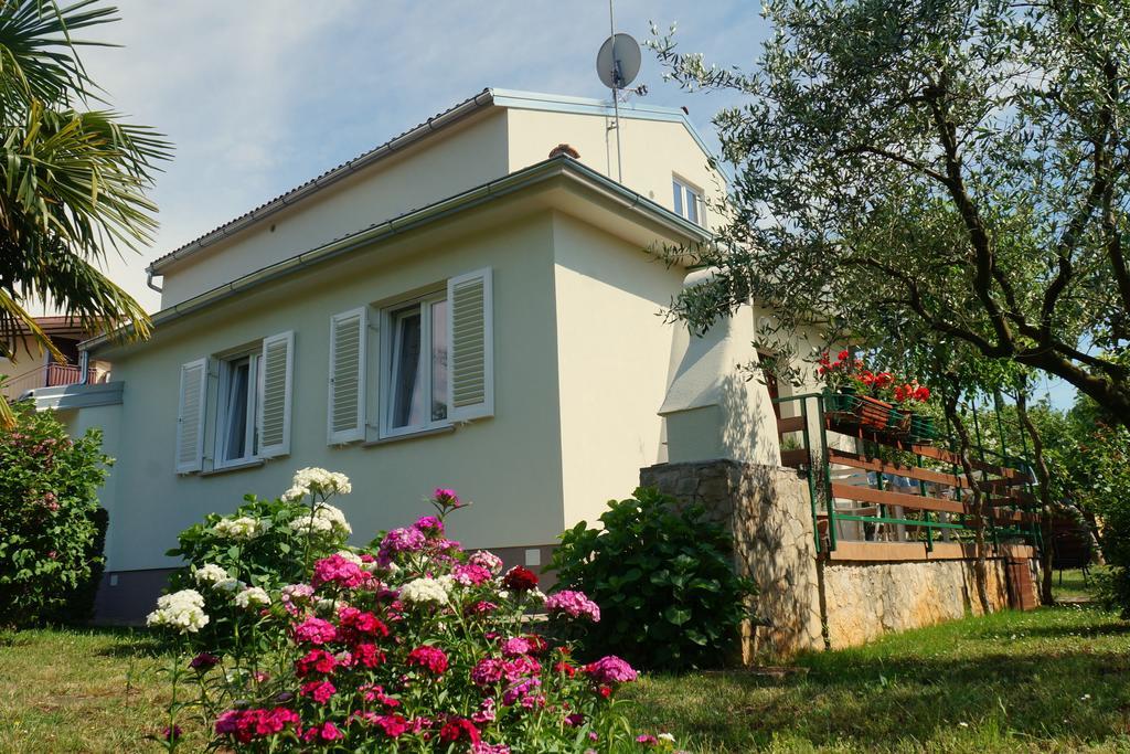 Studio And Apartment Nadia With Garden Poreč Cameră foto